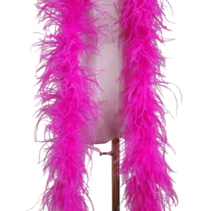 Boa de plumas de avestruz de 4 capas en color blanco para vestidos de novia y fiesta.
